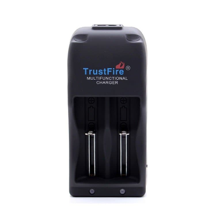 Зарядное устройство Trustfire TR006 для аккум. 2х18650